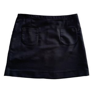 Notsold Black H&M mini‎ skirt with  front pockets